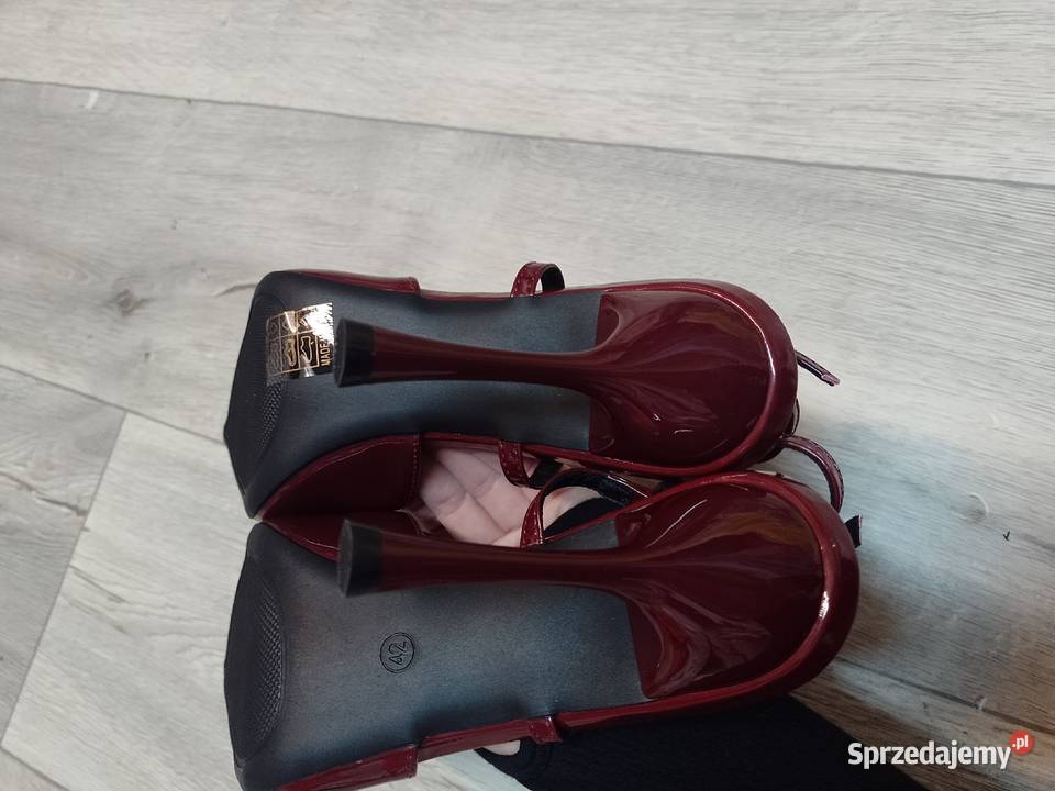 4142 Bordowe czółenka szpilki wieczorowe z