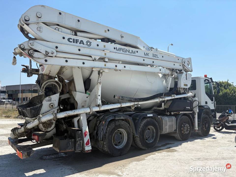 Gruszkopompa Iveco 500 32 m Cifa Samochody ciężarowe