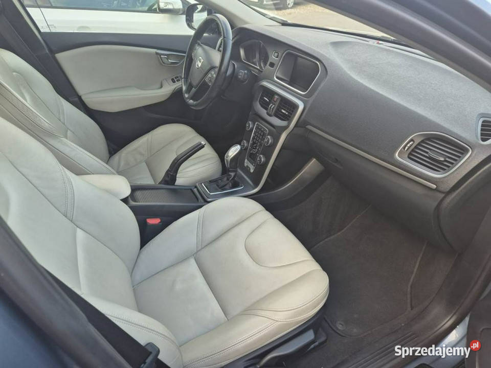 Volvo V40 20D 5cylindrów D3 150 Zarejestrowane Gniewkowo