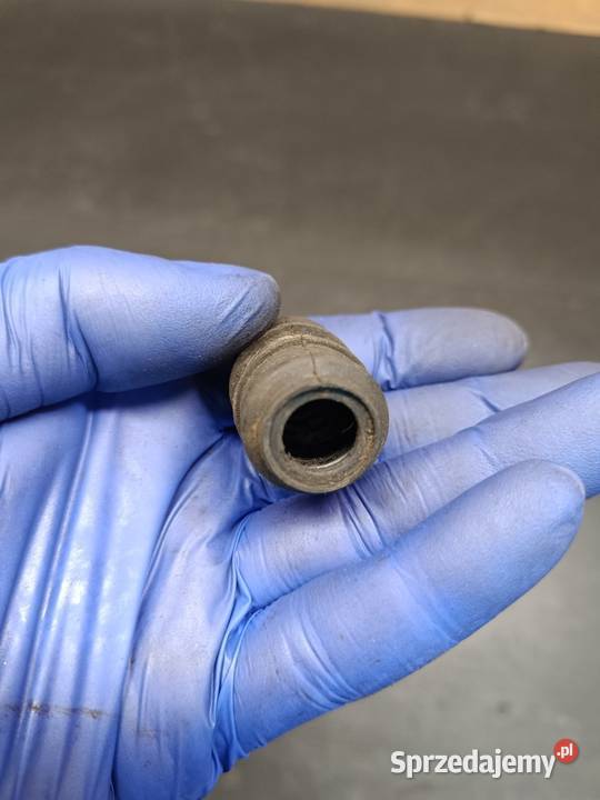 Gumka tulejki zacisku hamulcowego zacisk tył Gołaczewy