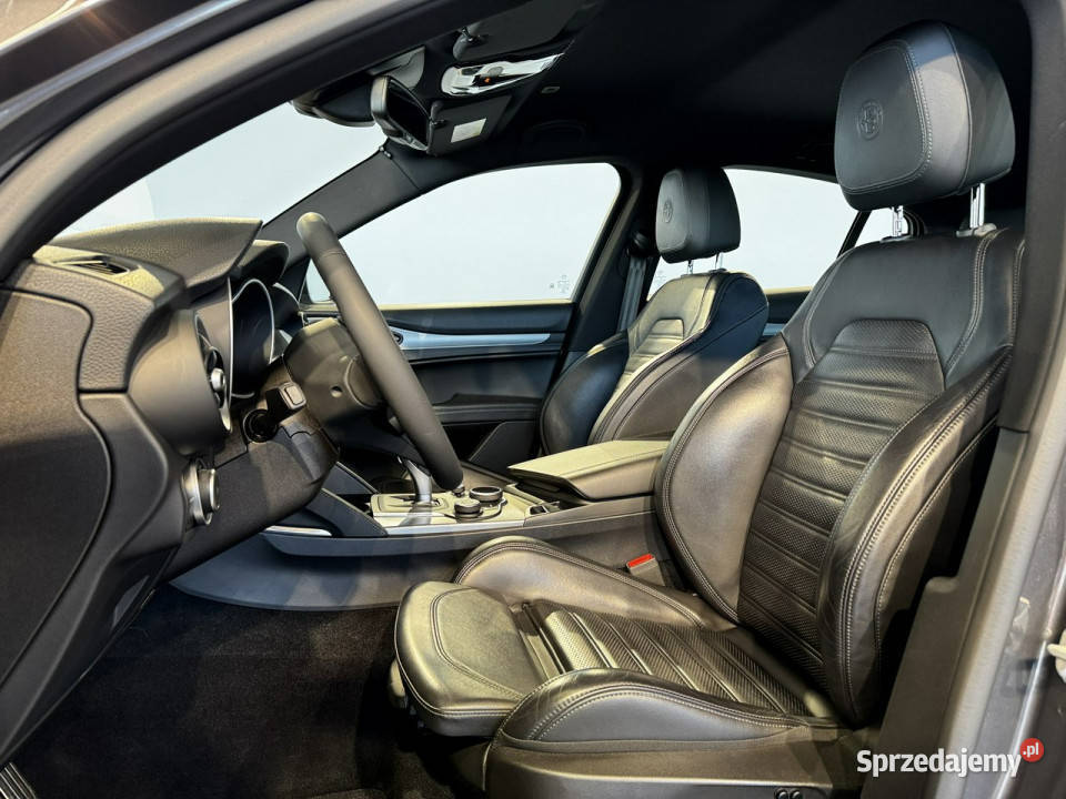 Alfa Romeo Stelvio Executive 20Turbo 280 automat czujnik deszczu Motoryzacja Myślenice