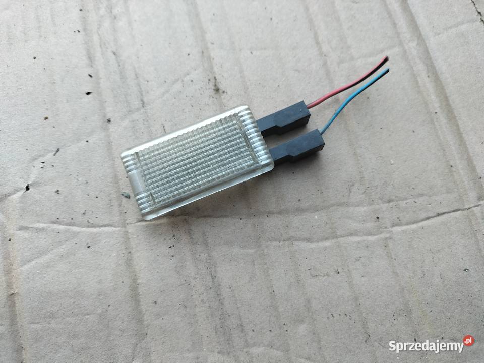 AUDI 80 B3 B4 LAMPKA SCHOWKA Pozostałe lubelskie Kamień-Kolonia