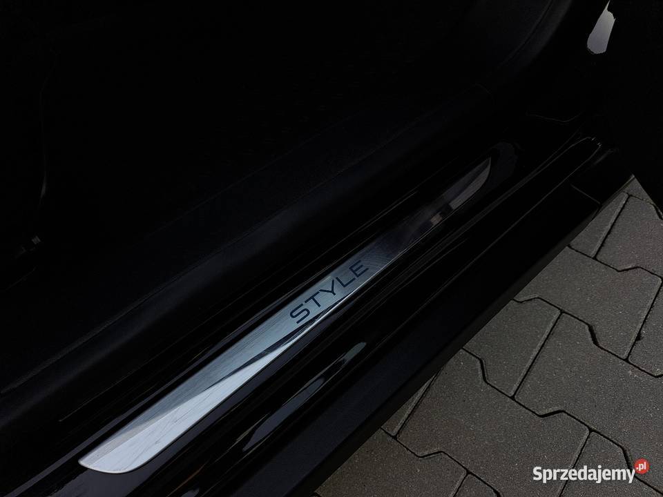Peugeot 2008 I Lift STYLE 12 Benz 71 Klima Led czujnik parkowania Koziegłowy sprzedam