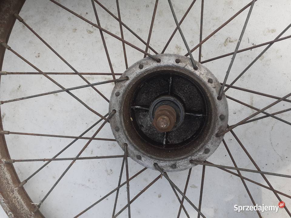 Kolo przednie I obramowka lampy do motoroweru 50cm3