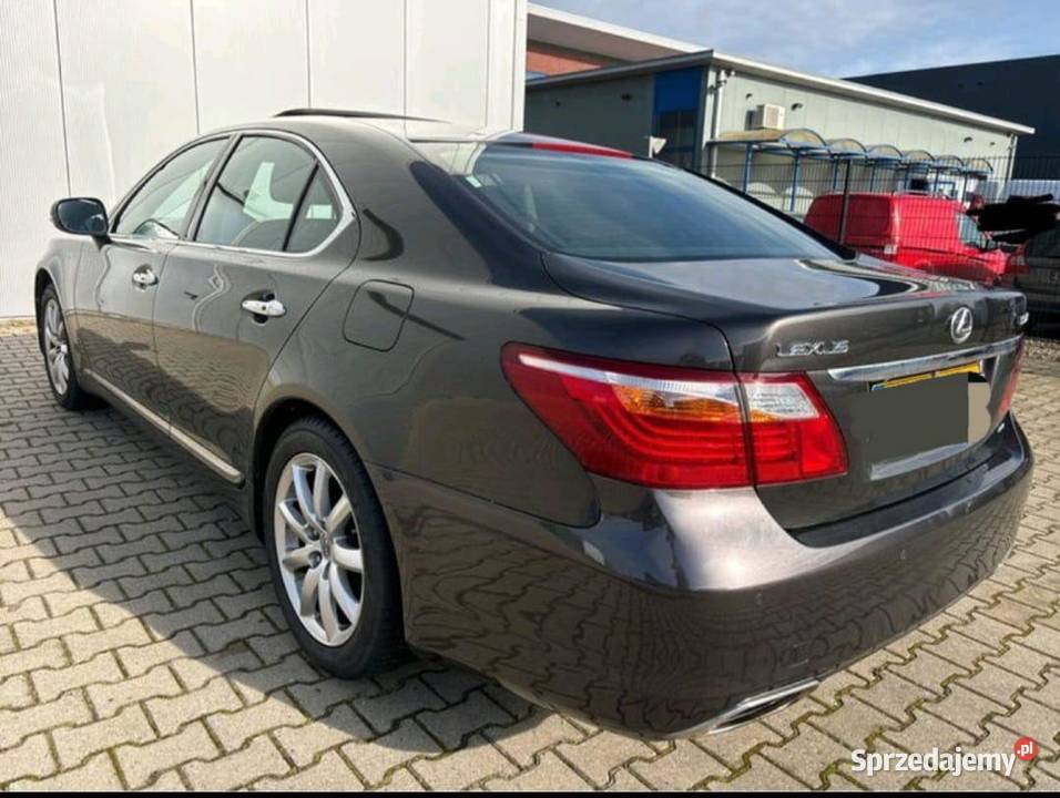 LEXUS LS 460 AWD SUPERIOR benzyna