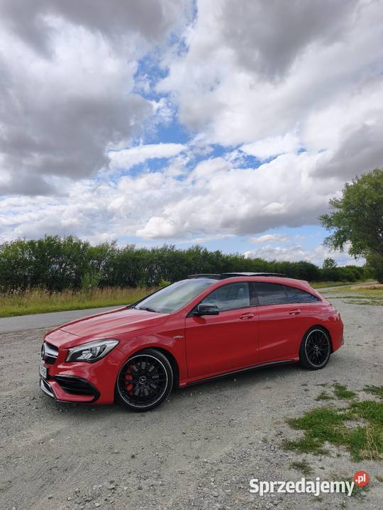 Mercedes CLA45 AMG lift 4matic 20T386 salon