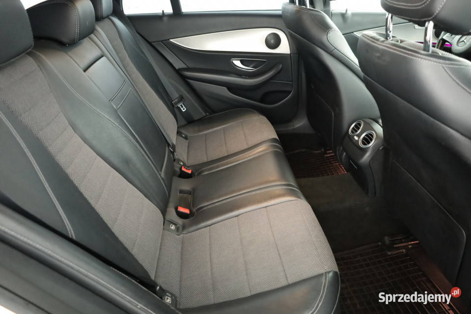 Mercedes E E 220 d 4MATIC automatyczna mazowieckie Piaseczno