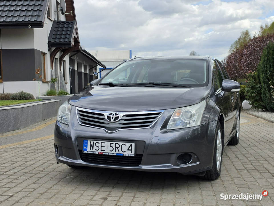 Toyota Avensis 16 VVTI 132 benzyna ZADBANA III elektryczne lusterka Skępe