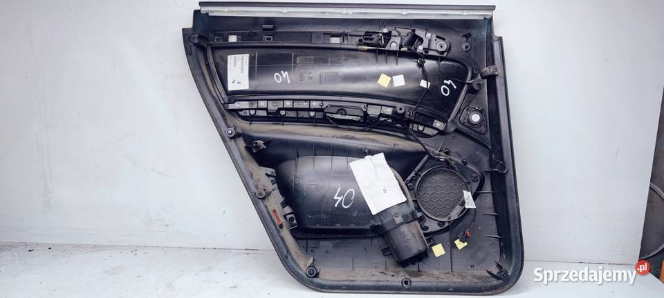BOCZEK DRZWI P T AUDI Q7 4L 4L0867306 ALCATARA Przystajń