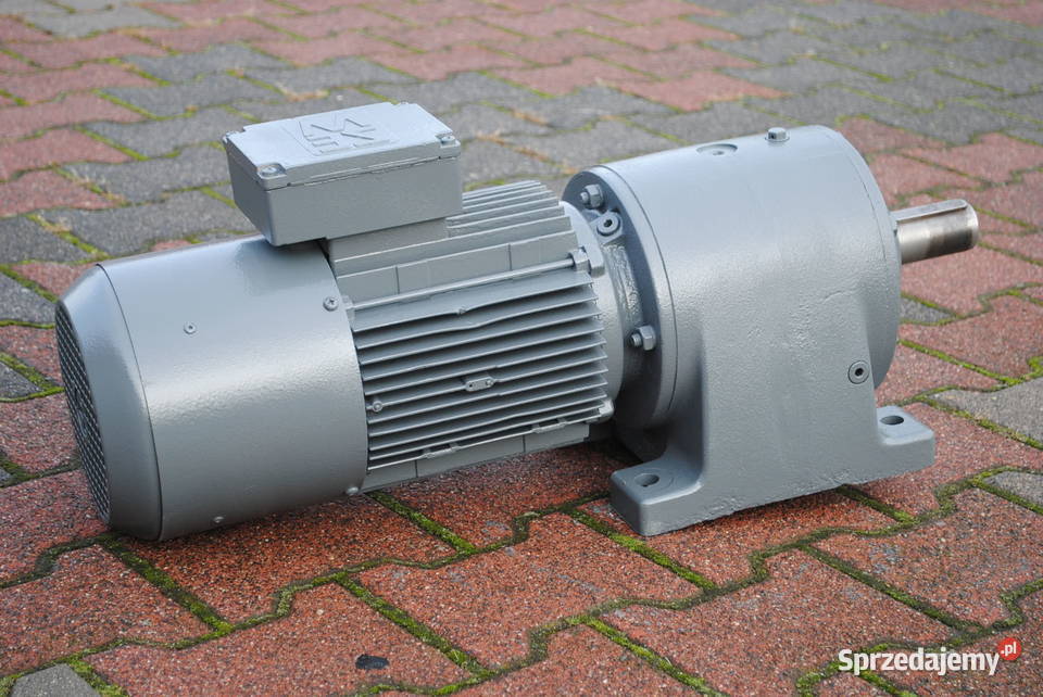 Motoreduktor dwubiegowy 0824kw 2577obr z Kargowa