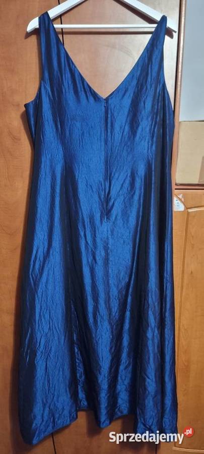 Sprzedam sukienkę wiczorową niebieski Białystok