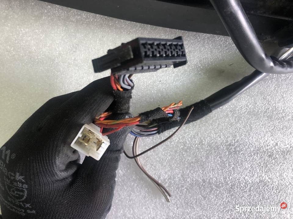 BELKA NA HAK HOLOWNICZY VW PASSAT CC