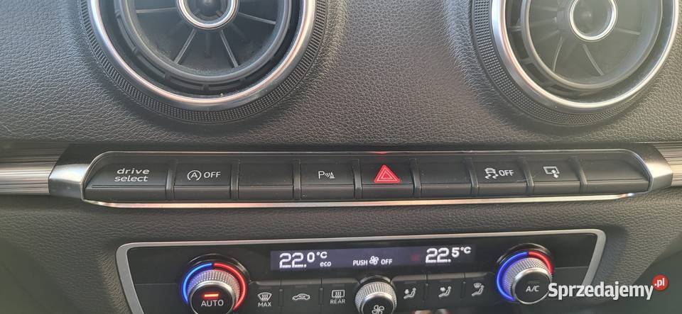 Audi A3 w sedanie z roku 2014 SLine Zamość