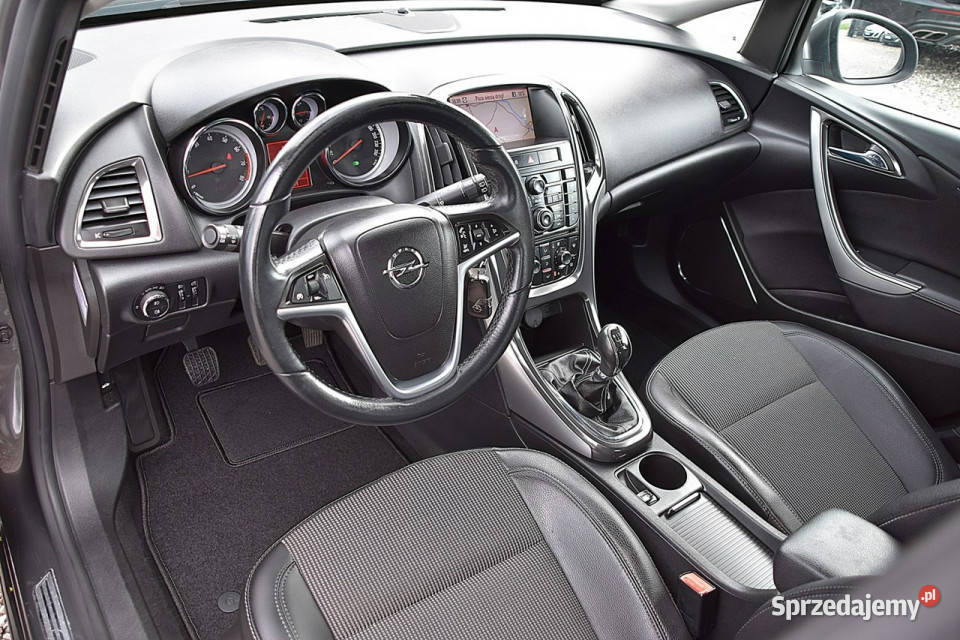 Opel Astra 14T 140 Cosmo Navi Półskóra Gwarancja tempomat mazowieckie Nowe Kucice
