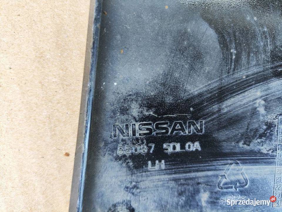 INFINITI QX30 OSŁONA WYDECHU LISTWA ZDERZKA LEWY