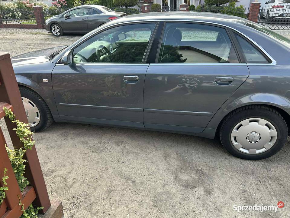 Audi A4 B6 20 ALT 2002r Modrzyca sprzedam