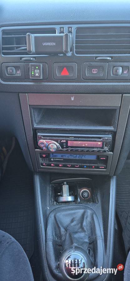 VW BORA SEDAN 20BGAZSPRAWNA KLIMA