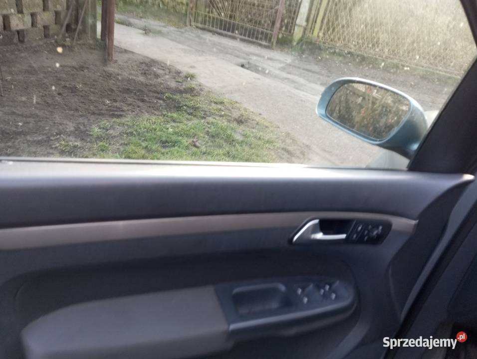 Sprzedam VW Touran 20 tdilift BKD 7osob2008r asystent parkowania Jaworzno