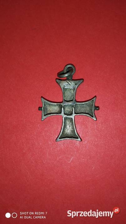 Srebrny stary krzyżyk relikwiarzowy Tomaszów Mazowiecki