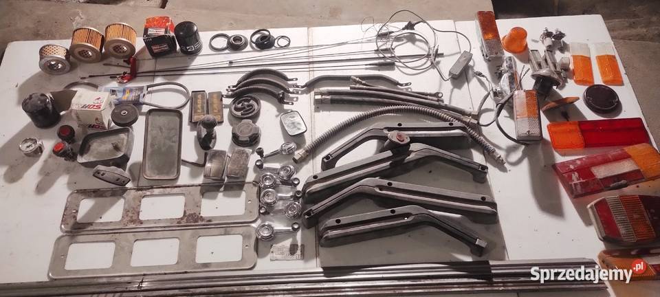 Sprzedam części widoczne na zdjęciach świętokrzyskie Skarżysko-Kamienna