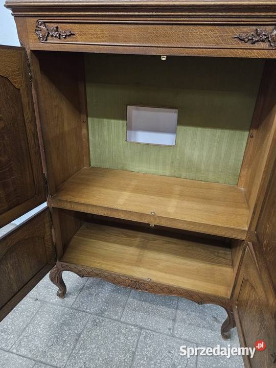 Ładna rzeźbiona francuska komoda Ludwikowska Komody