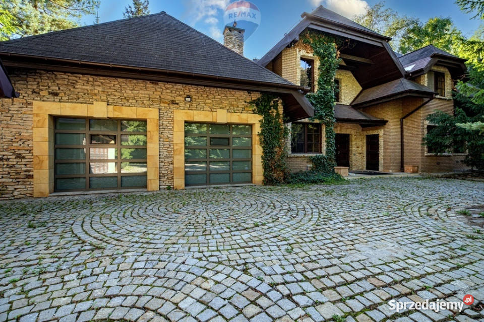 Wyjątkowa rezydencja w otoczeniu lasów mazowieckie Ustanów sprzedam