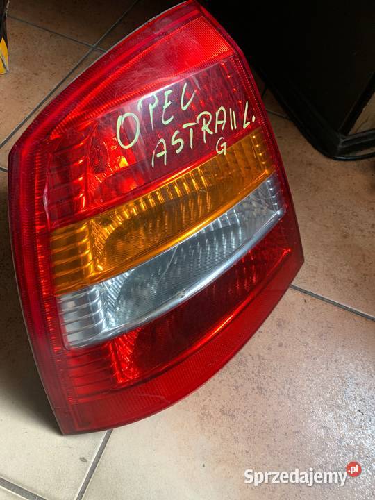 Lampa lewa OPEL ASTRA II G 90521542 Margonin