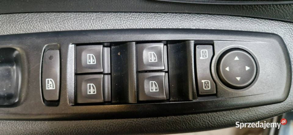 Renault Megane OPIS W PODANEJ ROCZNA GWARANCJA wielofunkcyjna kierownica śląskie sprzedam