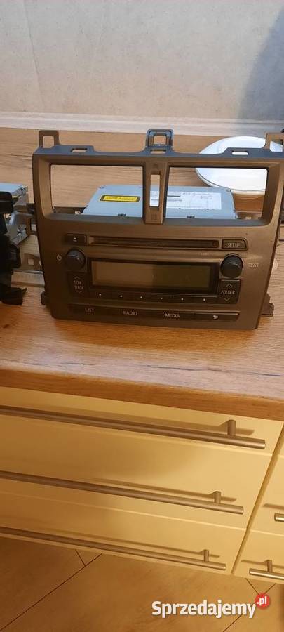 Radio samochodowe toyota yaris 3 i verso s małopolskie