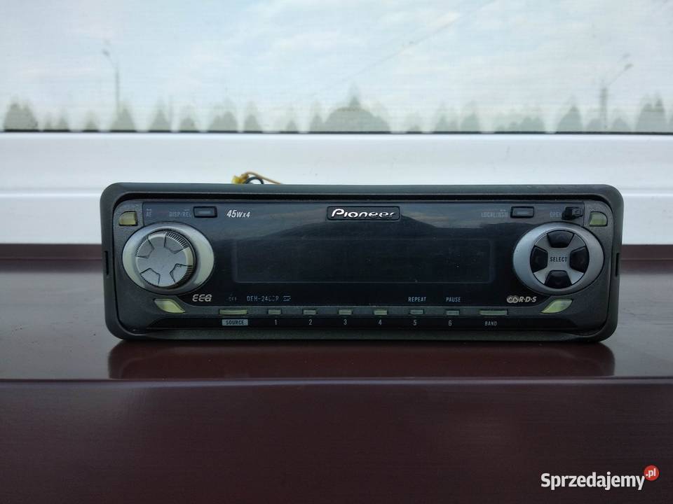 Radio samochodowe Pioneer DEH 2460R ramka kostka Radioodtwarzacze