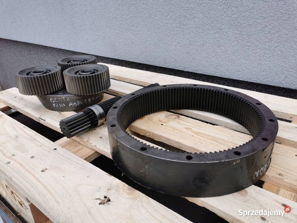 Ciągnik DeutzFahr Układ planetarny Wilkowo