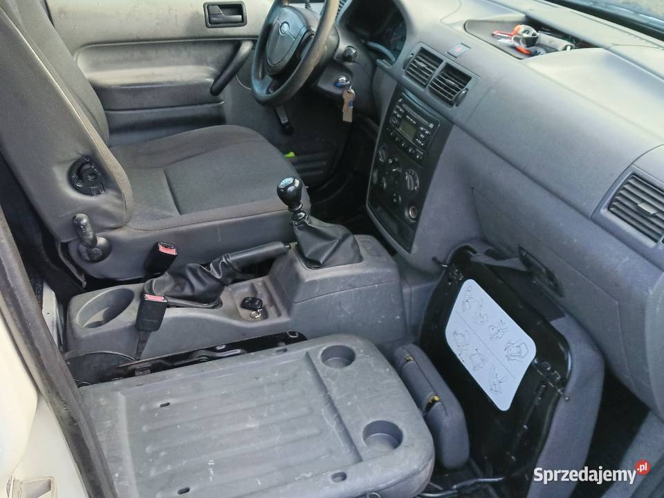 Ford connect 18 TDDI 260 hak Lubliniec sprzedam