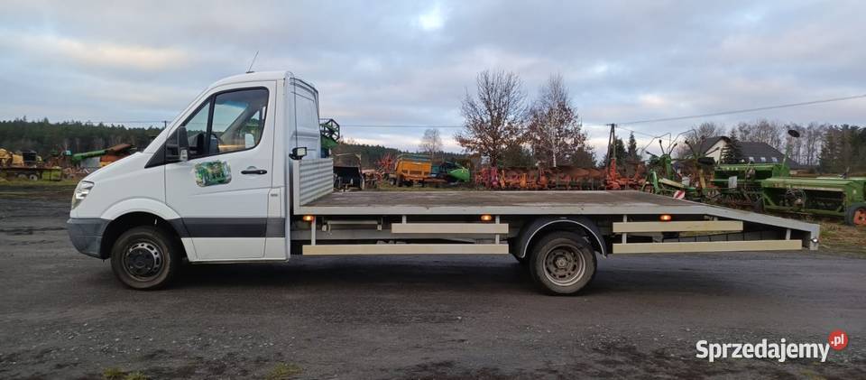 Mercedes Sprinter 413 11 r Laweta Najazd Faktura Rok produkcji 2011 Łobżenica