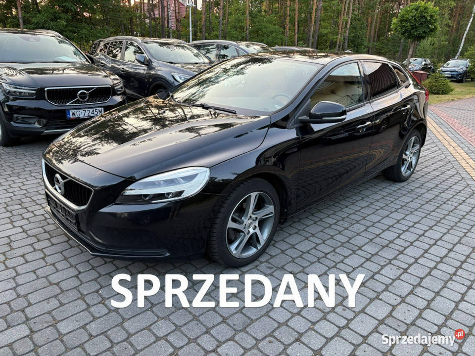 Volvo V40 20 Full LED Skóry Podgrzewane fotele 2 nawigacja V40 Volvo sprzedam