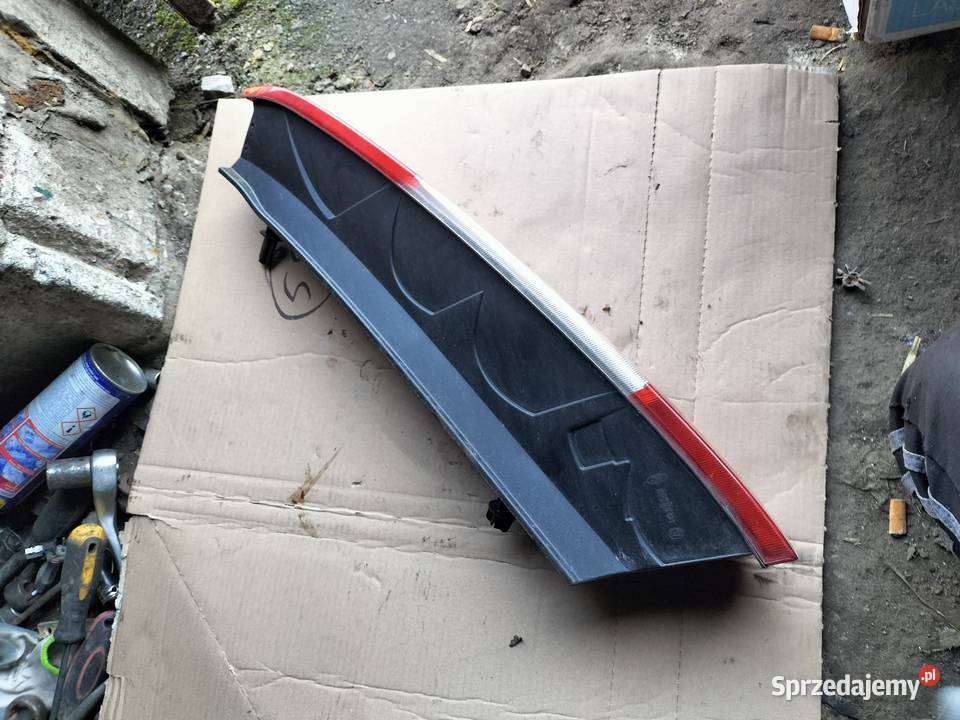 FORD FOCUS C MK1 2004 LAMPA TYŁ TYLNA PRAWA prawe Lampy tylne