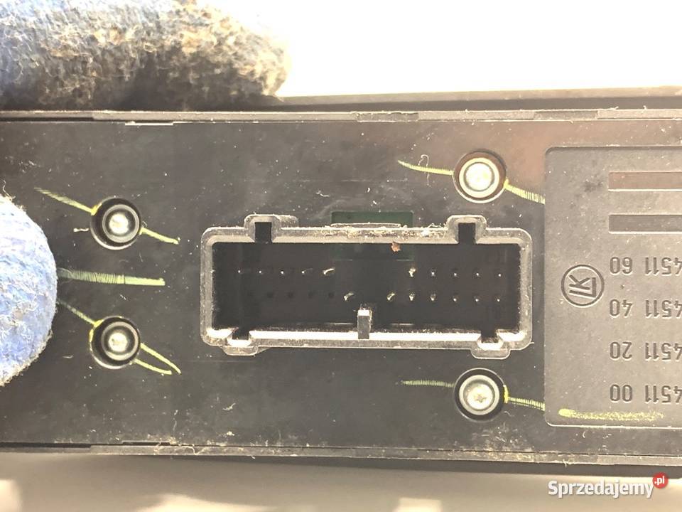 PRZEŁĄCZNIK SZYB VOLVO V50 30739845 0312 Kombi osobowe