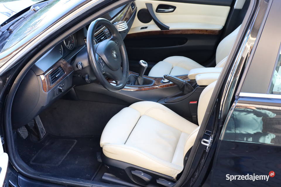 BMW E90 330i 258 Benzyna Manual radio