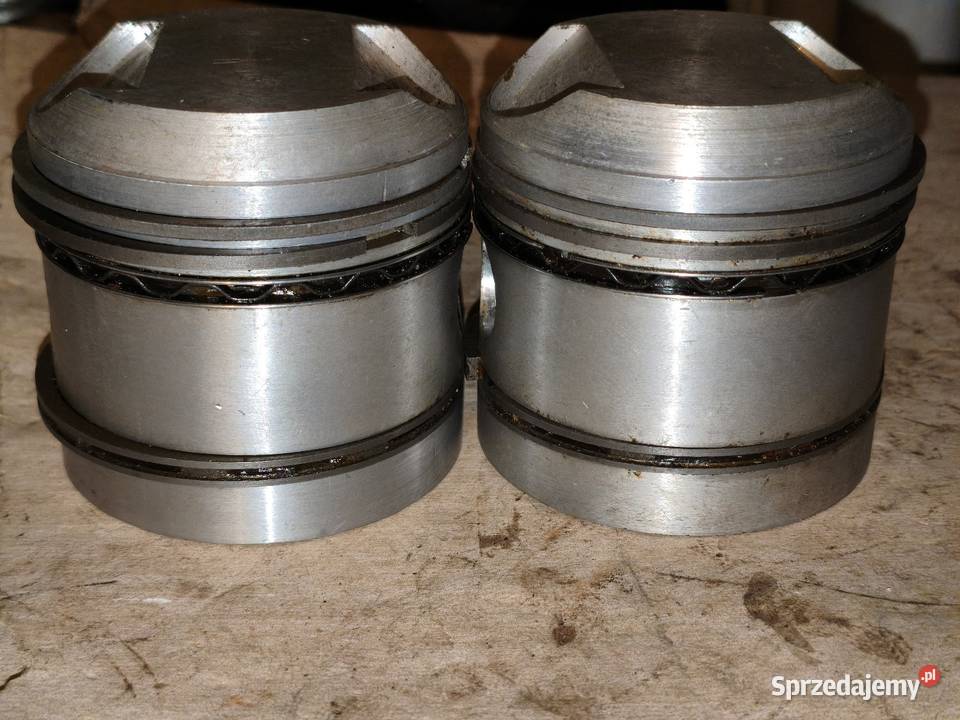 Oryginalne nowe tłoki 7796 nominał Dniepr MT