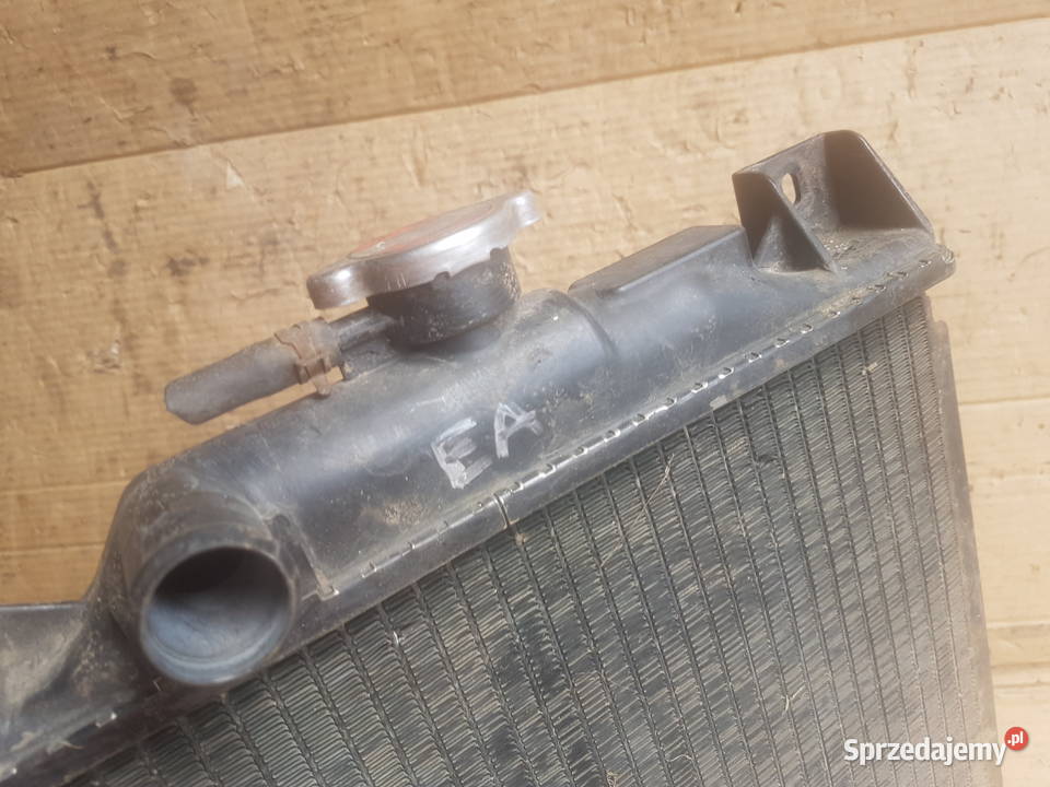 Suzuki Swift EA chłodnica wody układu chłodzenia sprzedam