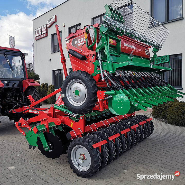 Siewnik dwutalerzowy Agromasz Ciechanów