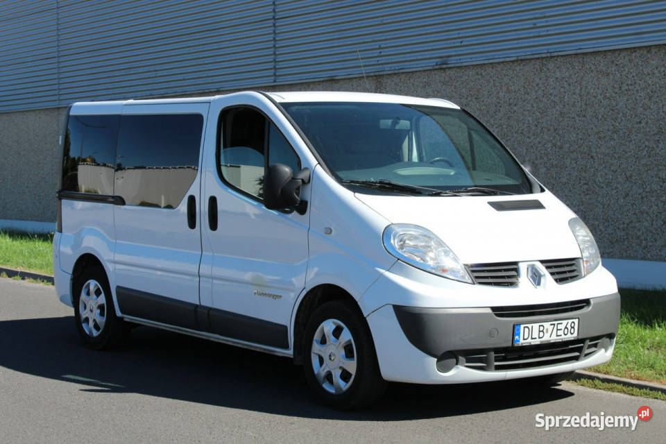 Renault Trafic 20 DCi 115 8 osobowy 3x klima 198 przyciemniane szyby Lubań
