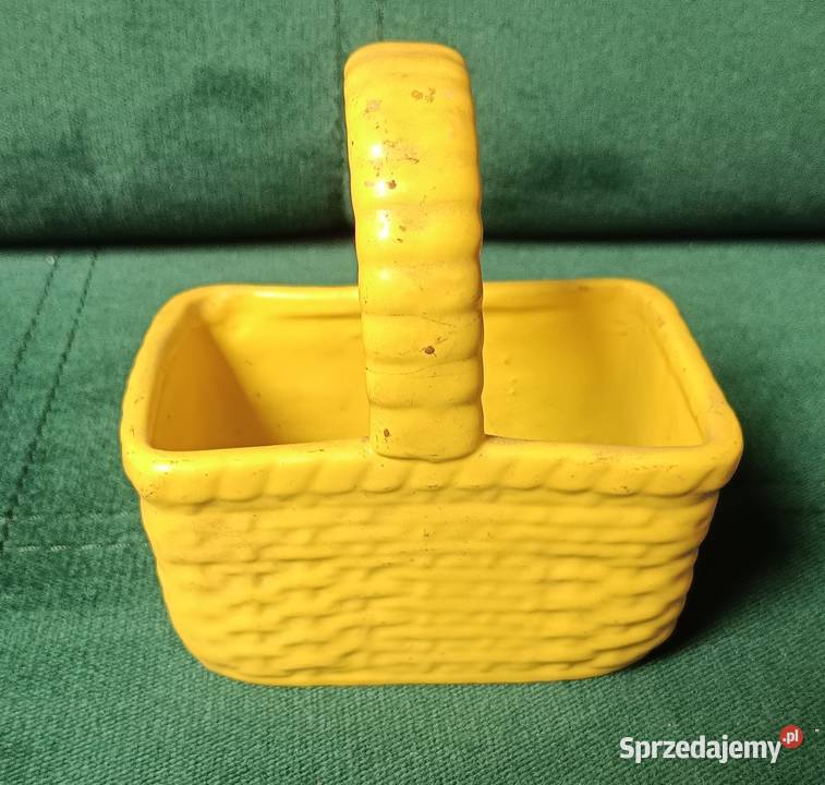 Porcelanowy żółty koszyk ceramiczna osłonka na Zbylitowska Góra