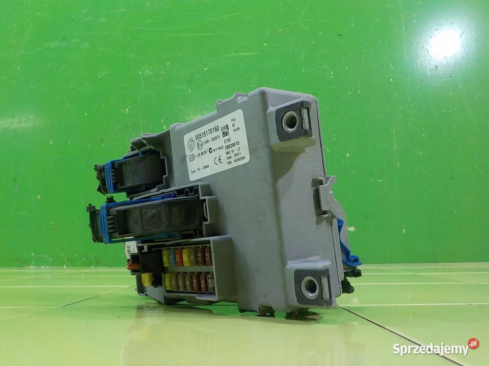 FIAT DOBLO II 13 MJET 12r skrzynka bezpiecznikow Skrzynki bezpieczników Suków