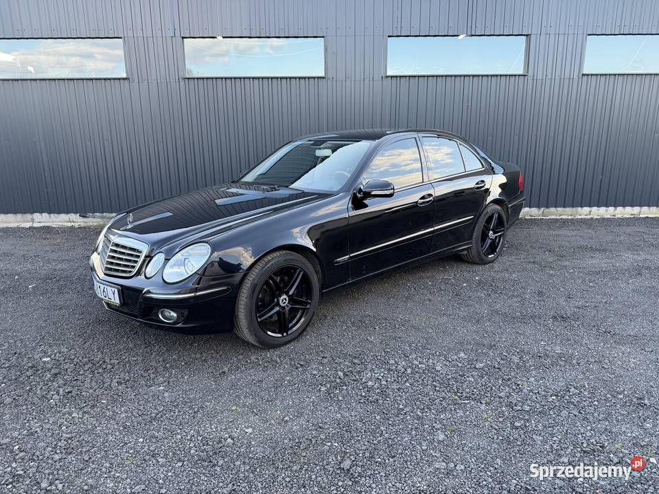 Mercedes E klasa W211 E280 30 v6 benzyna 4matic Szczecin