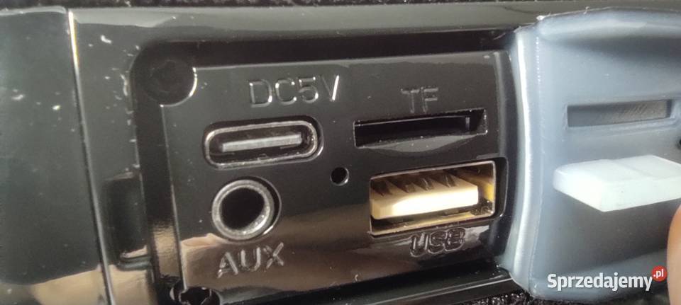 Głośnik przenośny BT z radiem FM 2x5W mocna Warszawa