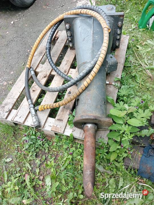 Młot wyburzeniowy Wacker Neuson 230 nie Iwaniska sprzedam