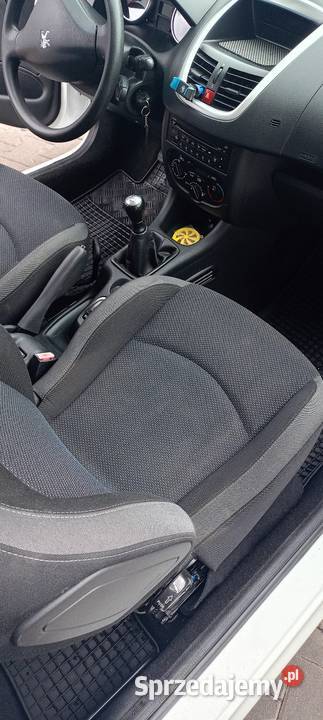 Zadbane Peugeot 206 2011 14 Benzyna Niski benzyna 206 plus