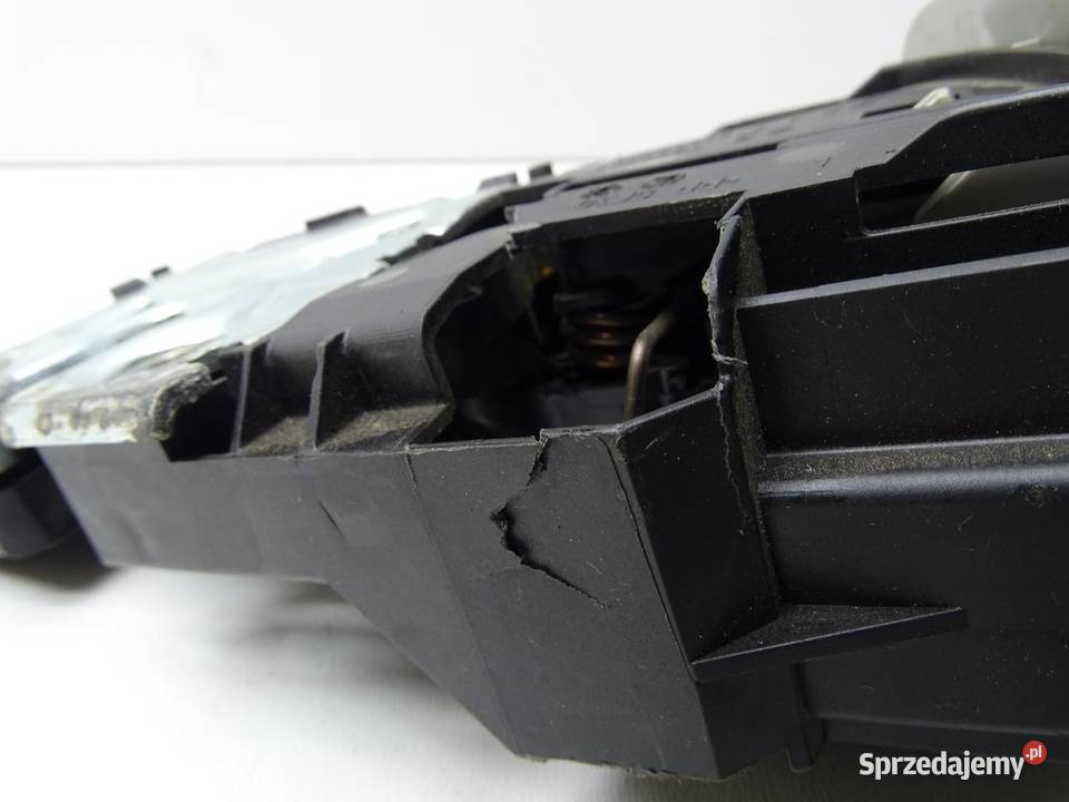 ZAMEK KANAPY TYŁ A2469200272 7274542 MERCEDES osobowe