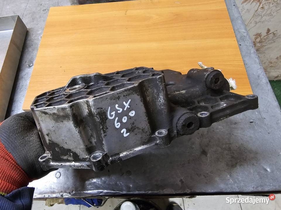 Suzuki GSX 600 miska oleju olejowa pokrywa Dolna Pokrywy i osłony silnika Jelenia Góra sprzedam