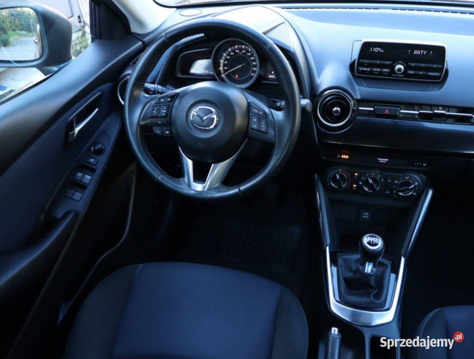 Mazda 2 15 16V radio Piaseczno